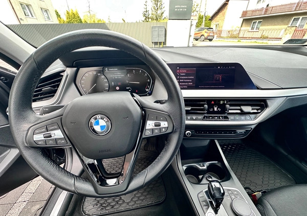 BMW Seria 1 cena 84900 przebieg: 104000, rok produkcji 2020 z Częstochowa małe 56